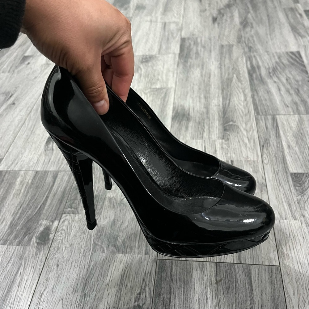 Burberry Black Patent Leather Platform Pumps - Picture 2 of 9